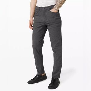 LULULEMON ABC Slim Tech Canvas Pants
Size 33 Men's Gray Jeans Casual Textured